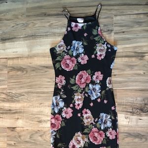 Sleeveless dress
